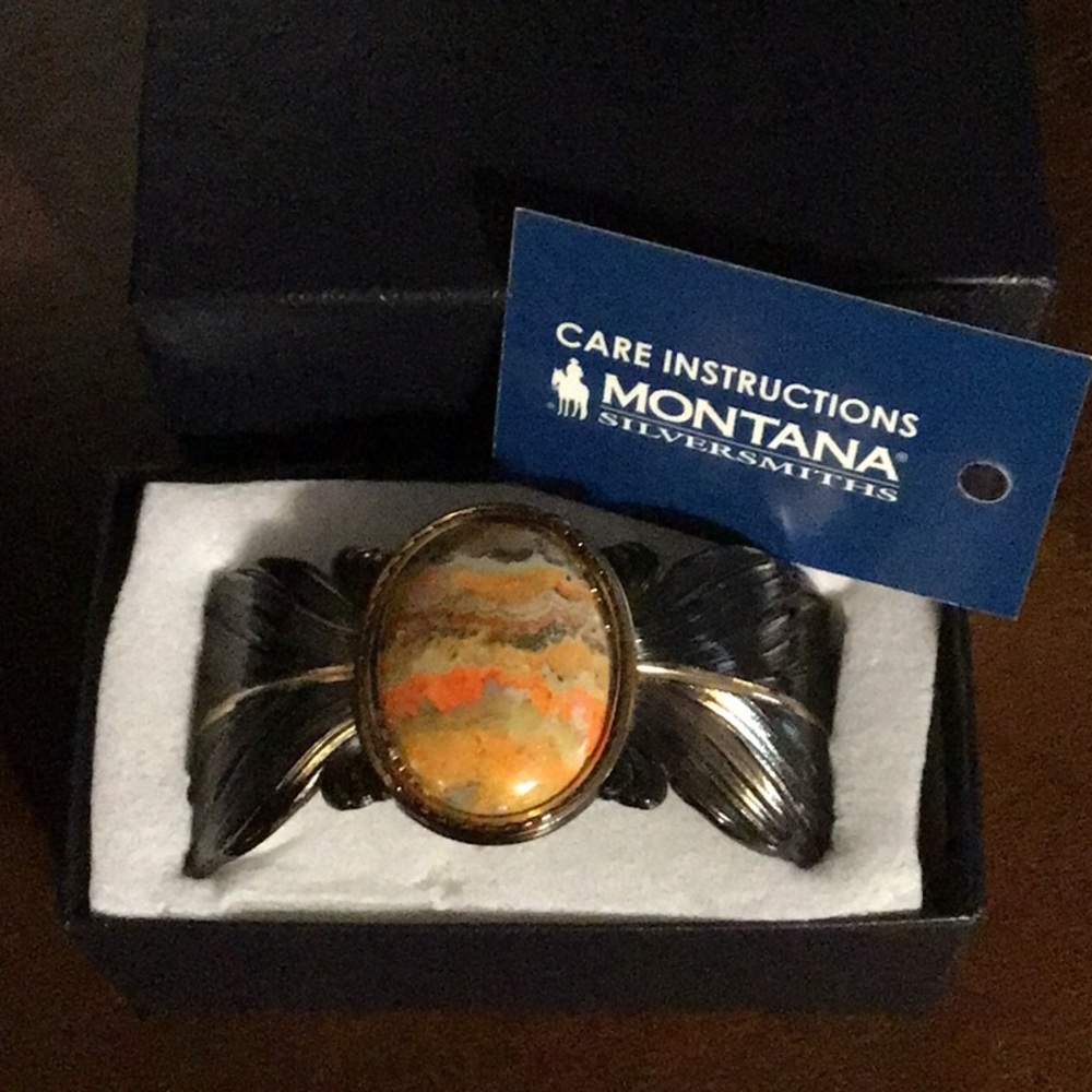 NWT..MONTANA CUFF BRACELET